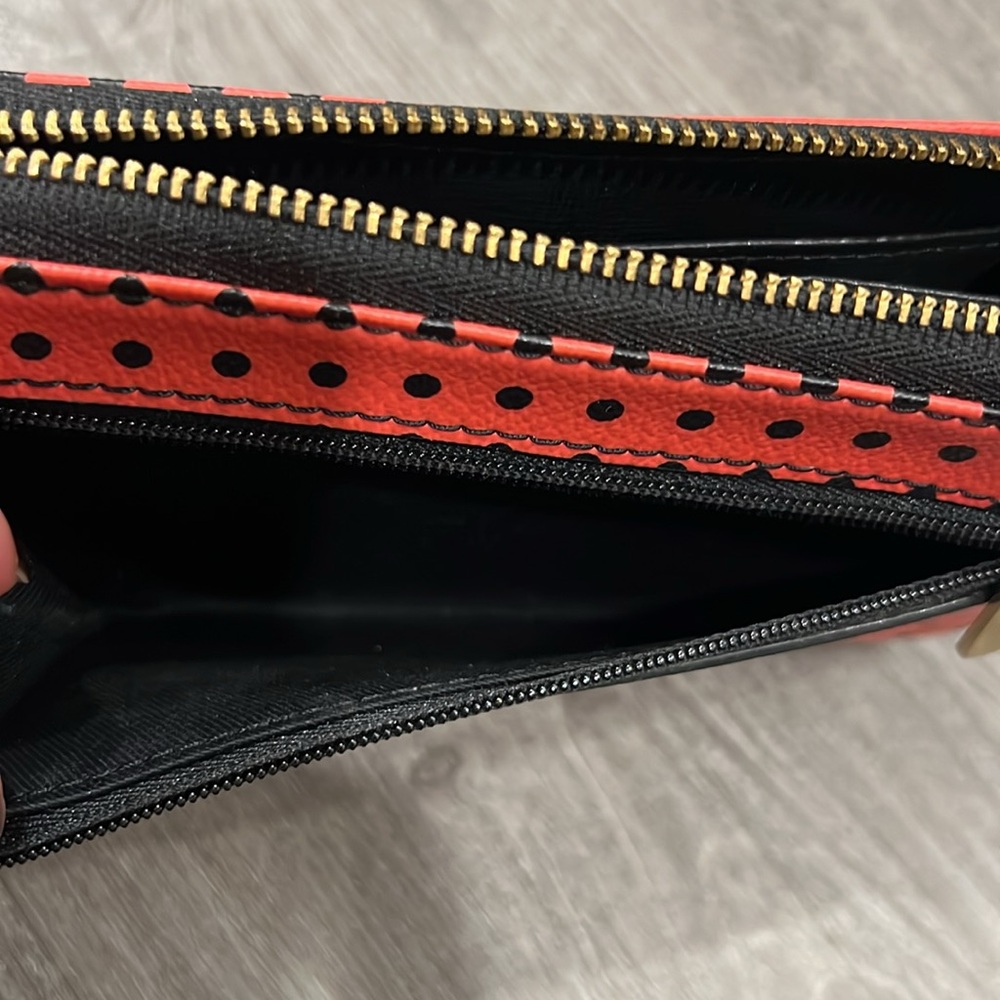 Fossil zip around wallet wristlet - Picture 8 of 11